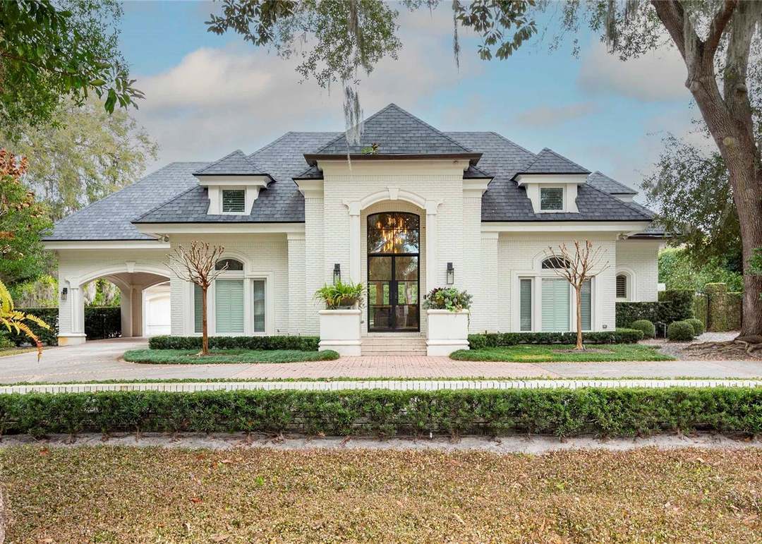1260 Alabama Drive exterior